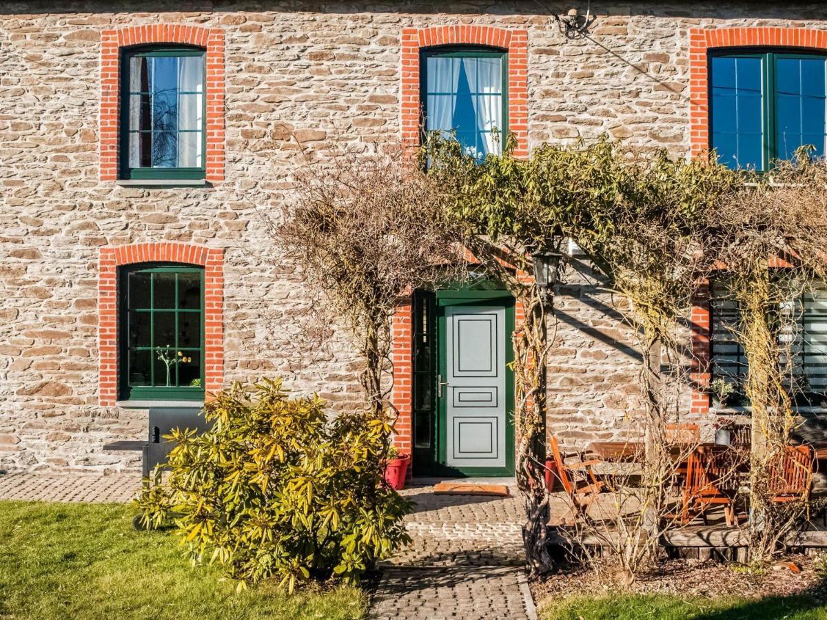 Pretty Farmhouse In Houffalize With Courtyard Exterior foto